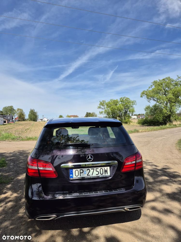 Mercedes-Benz Klasa B 200 7G-DCT UrbanStyle Edition - 16