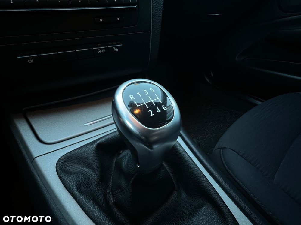 BMW Seria 1 - 22