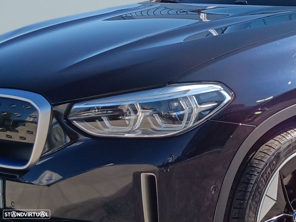 BMW iX3 Impressive - 3