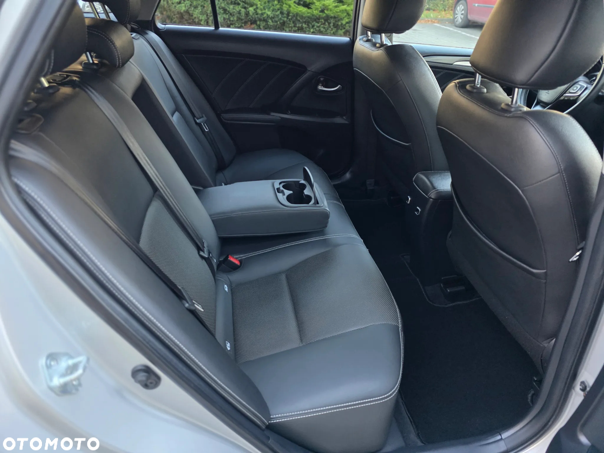 Toyota Avensis 1.8 Prestige - 23