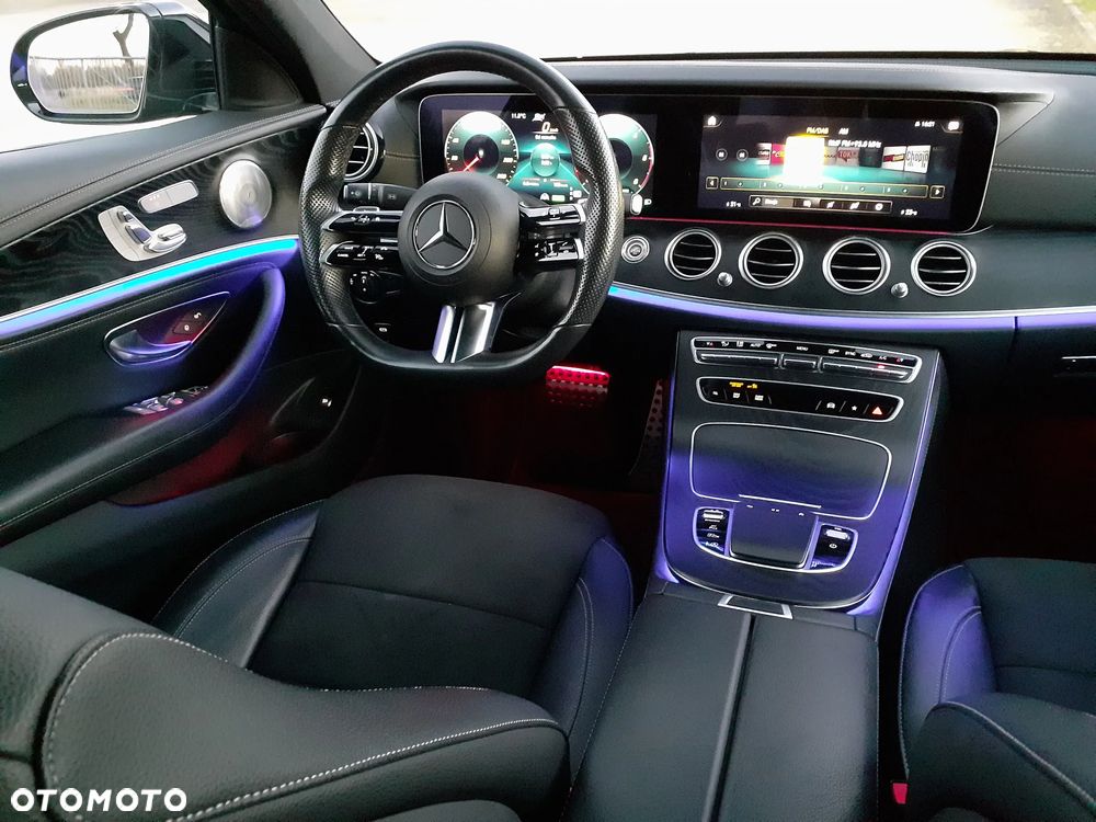 Mercedes-Benz Klasa E 220 d 4-Matic AMG - 30