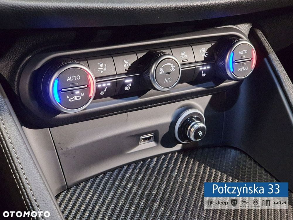 Alfa Romeo Stelvio - 21