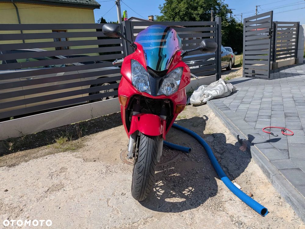 Honda VFR - 1