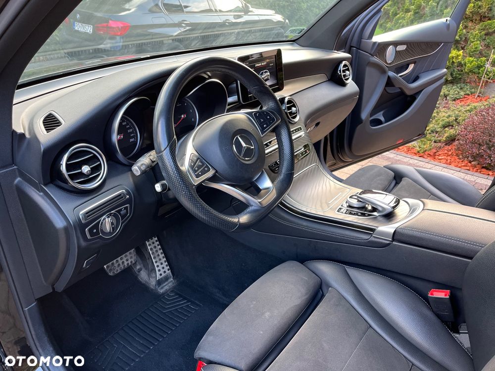 Mercedes-Benz GLC - 22