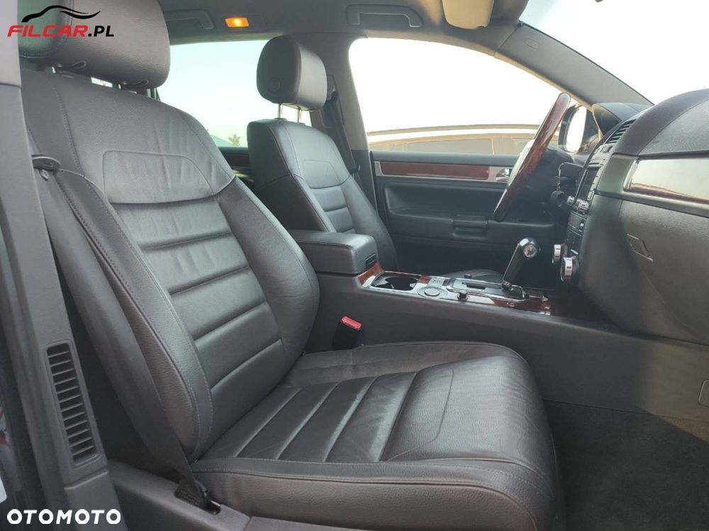 Volkswagen Touareg - 26