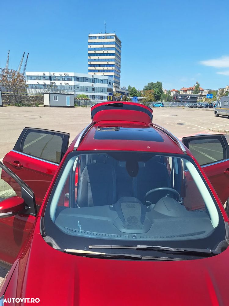 Ford Kuga - 4
