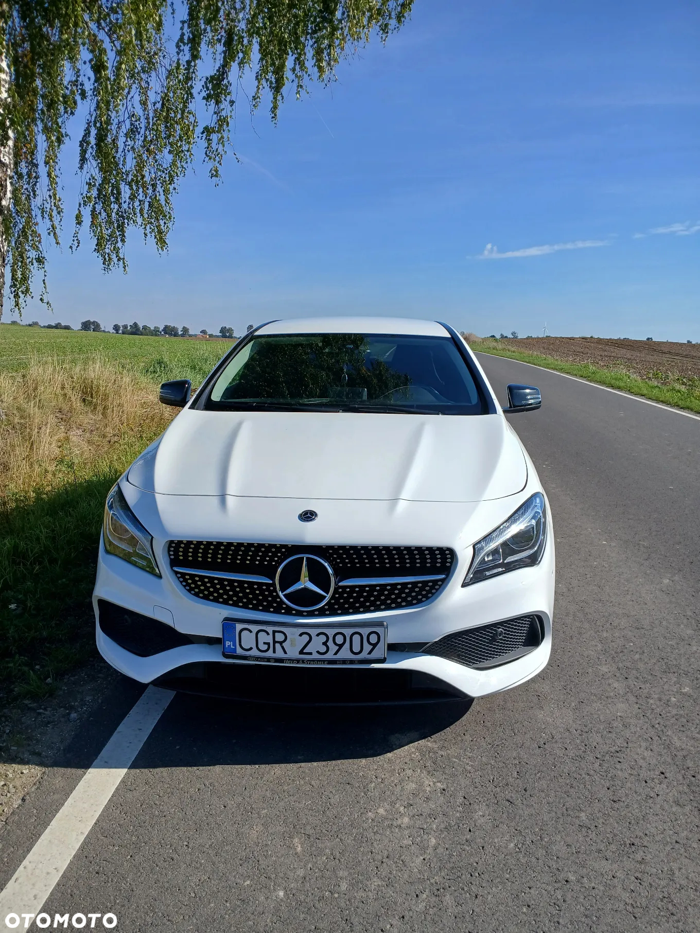 Mercedes-Benz CLA 200 7G-DCT AMG Line - 4
