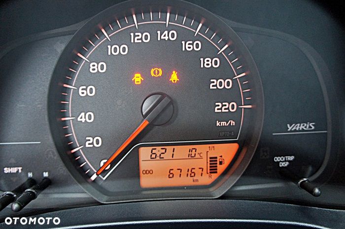 Toyota Yaris 1.33 VVT-i Comfort - 6