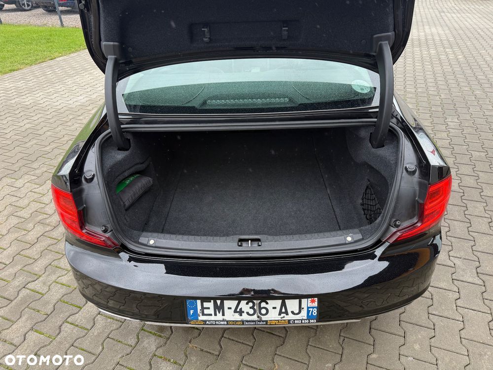 Volvo S90 D4 AWD Inscription - 28