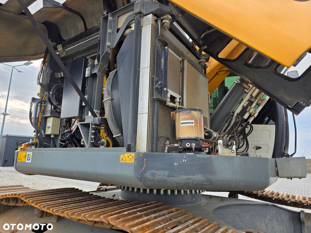 Liebherr R926 Compact, 2020 ROK, 5600 MTH, OIL QUICK - 21