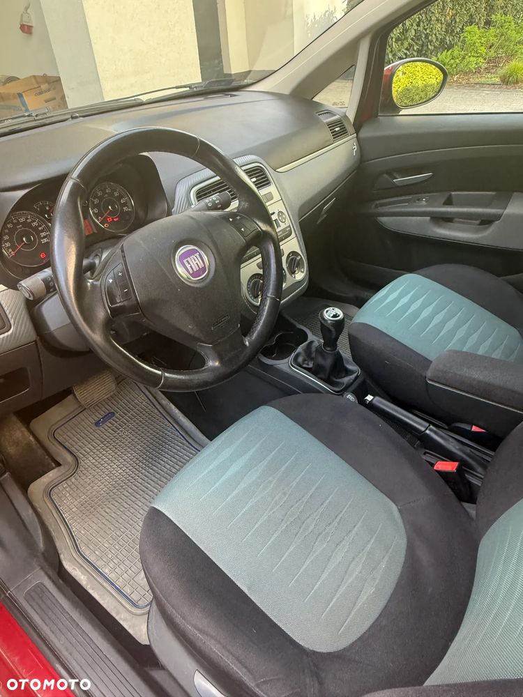 Fiat Grande Punto 1.4 8V Dualogic Dynamic - 11
