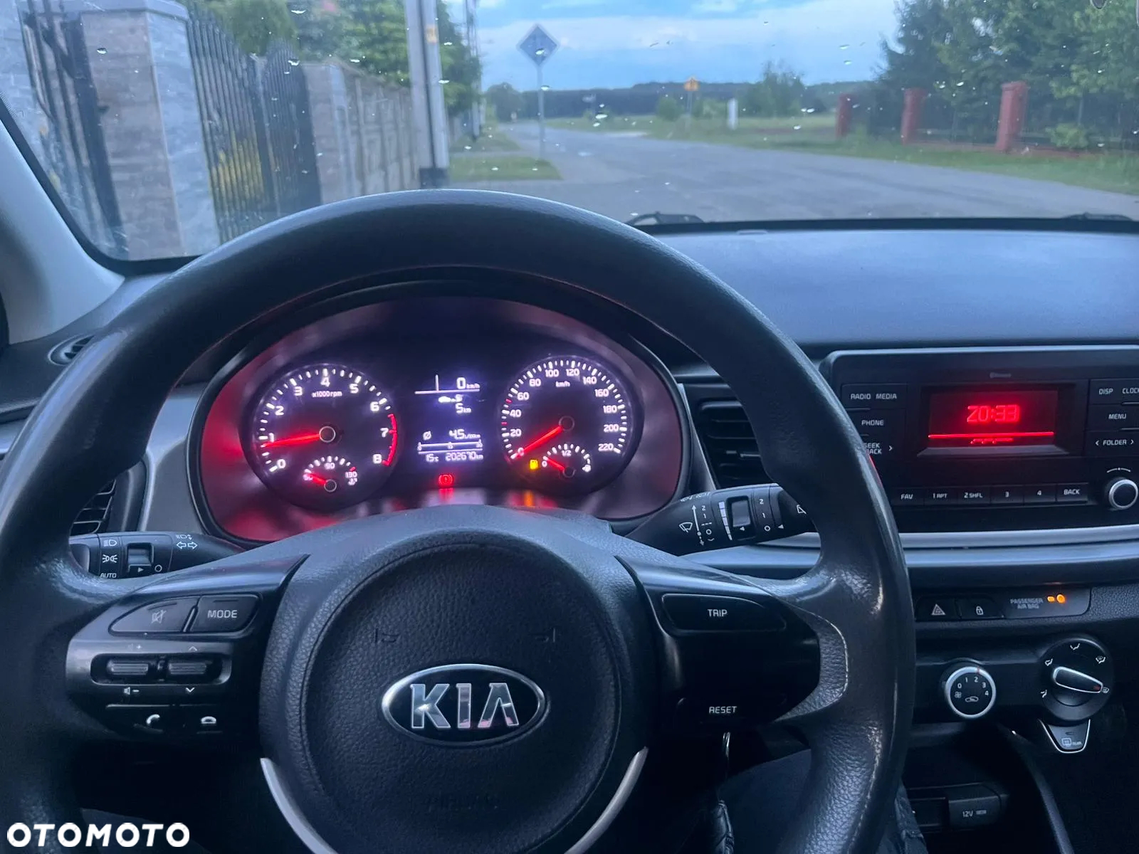 Kia Rio 1.2 L - 8