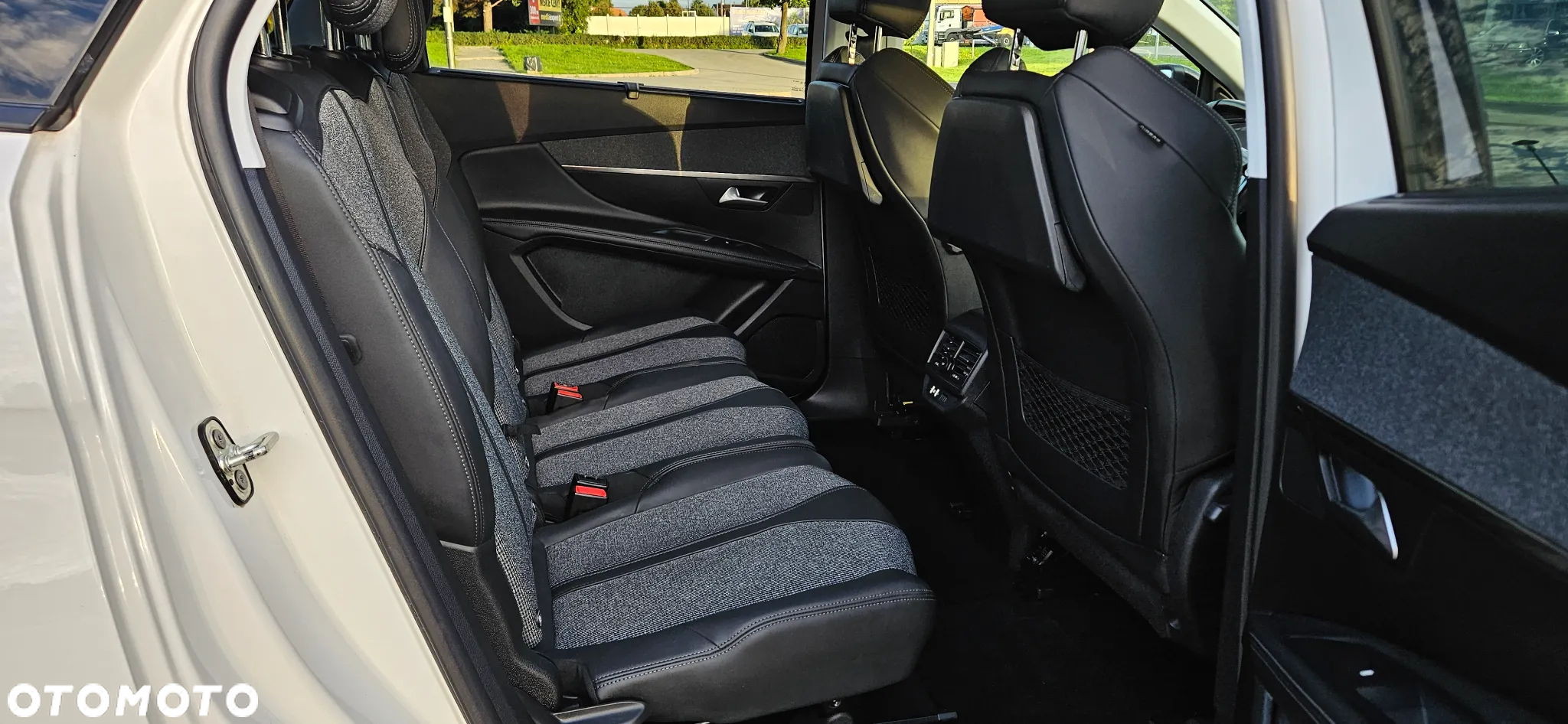 Peugeot 5008 1.5 BlueHDI Allure S&S EAT8 - 7