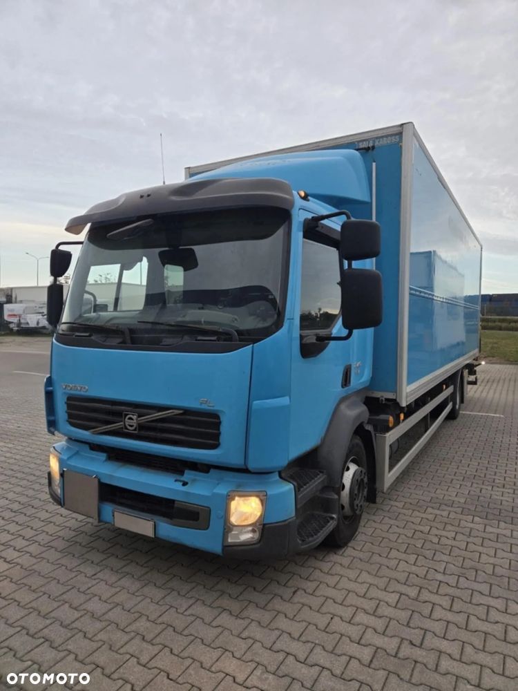 Volvo FL 240 - 8