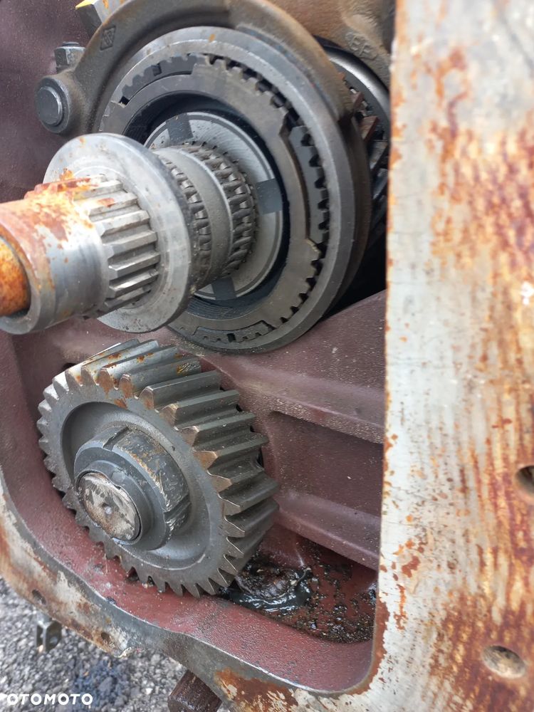 Części Same Galaxy 170 Obudowa Skrzyni Biegów 269.3110.0Tryb Wałek WOM Przystawka Napędu Koło Talerzowe Atak Most Przedni 4310.0 laser 150 układ planetarny,zwrotnica,półoś,krzyżak,satelita.centurion,centauro,taurus,leopard,jaguar,minitauro,SILNIK kompletny,most - 2