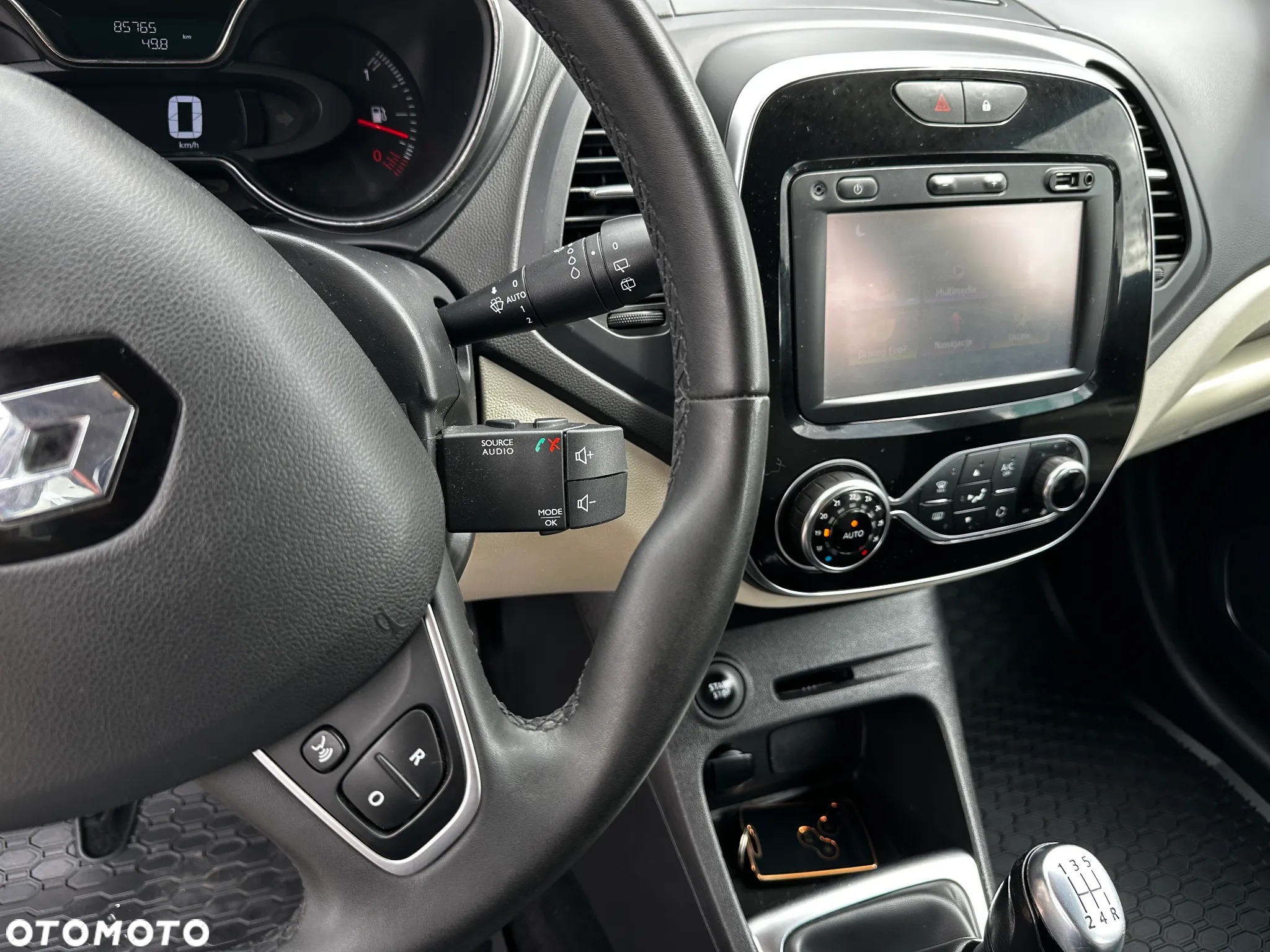 Renault Captur - 11