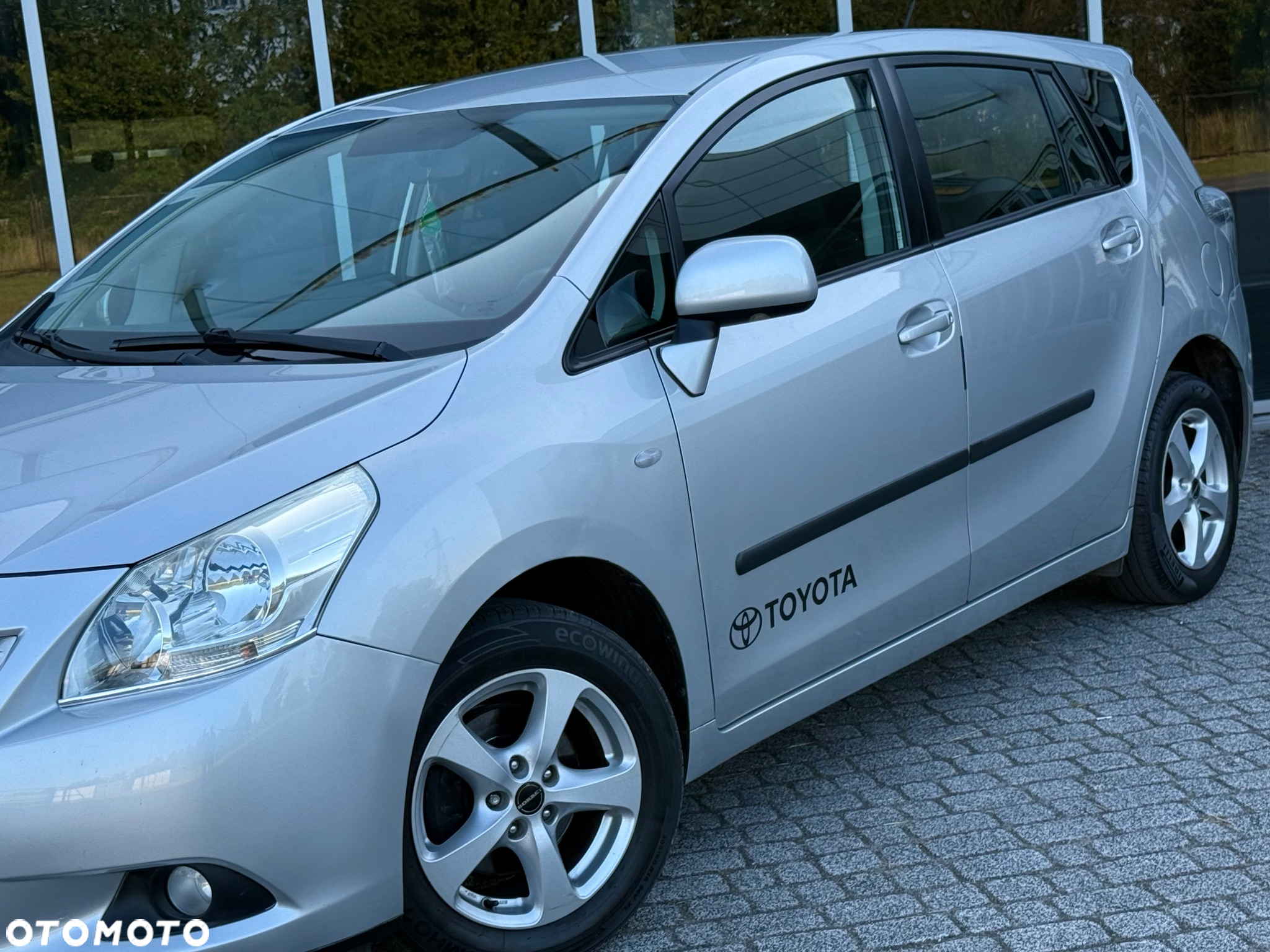 Toyota Verso 1.6 Premium 7os - 34