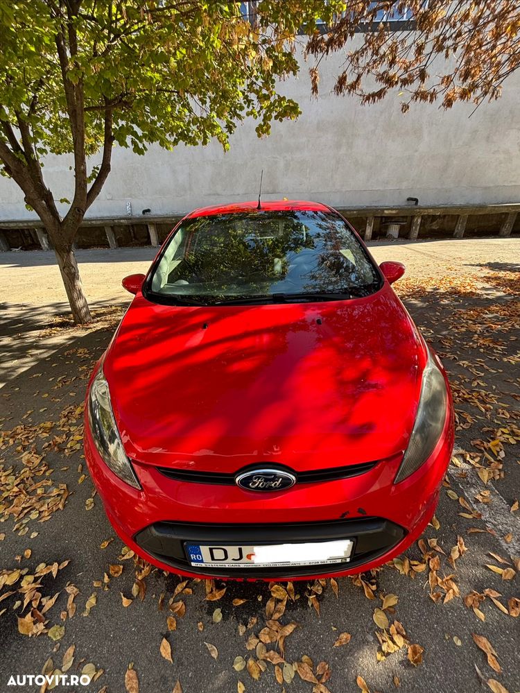 Ford Fiesta 1.25i Ambiente - 1