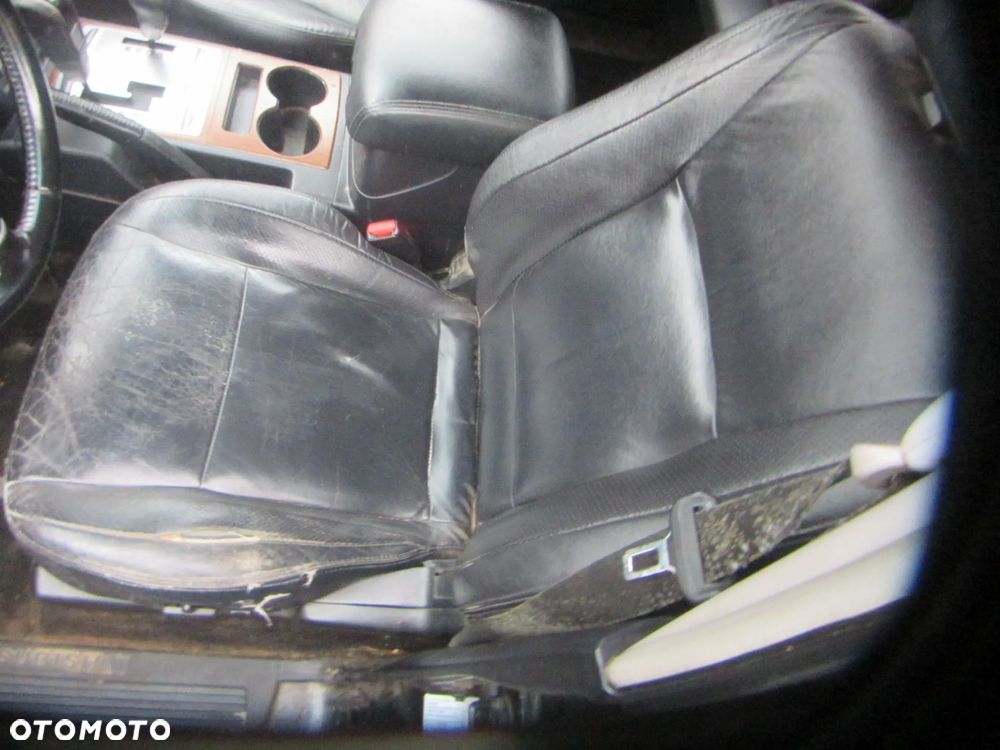 DESKA ROZDZIELCZA KOKPIT PODUSZKI PASY Mitsubishi Pajero IV 2008 Wszystkie części - 8