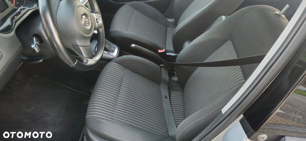 Volkswagen Polo 1.4 16V Comfortline DSG - 11