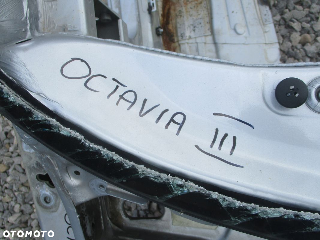 ĆWIARTKA PODŁUŻNICA PRÓG PRZÓD PRAWA PRAWY SKODA OCTAVIA III LA7W - 4