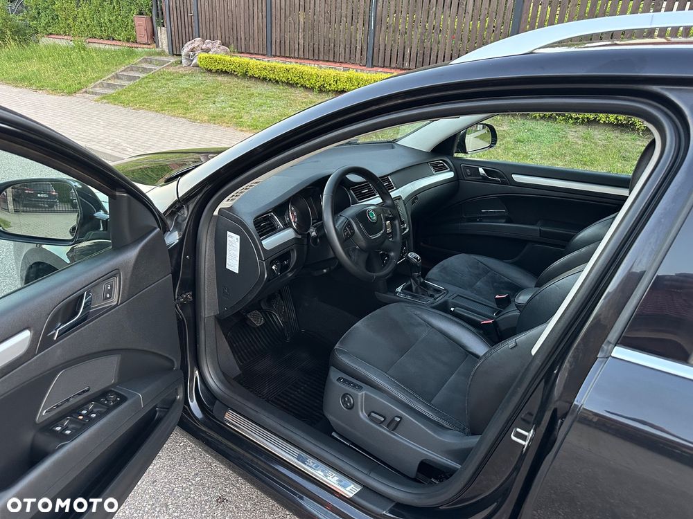Skoda Superb 2.0 TDI Platinum - 19