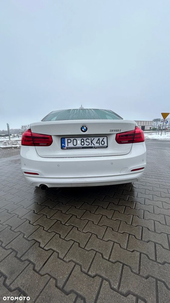 BMW Seria 3 318i - 3