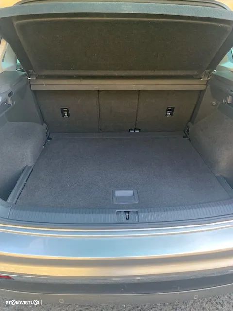 VW Tiguan 2.0 TDI Highline - 4