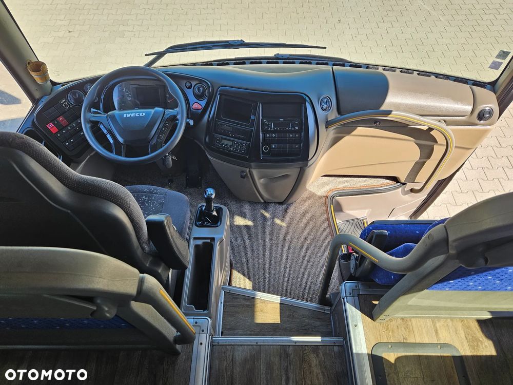 Iveco MAGELYS HD / SPROWADZONY/ MANUAL/ WC / EURO 6 - 30