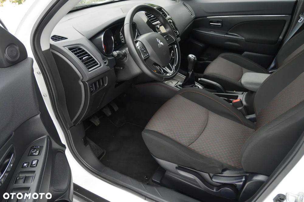 Mitsubishi ASX 1.6 2WD Comfort Edition - 24