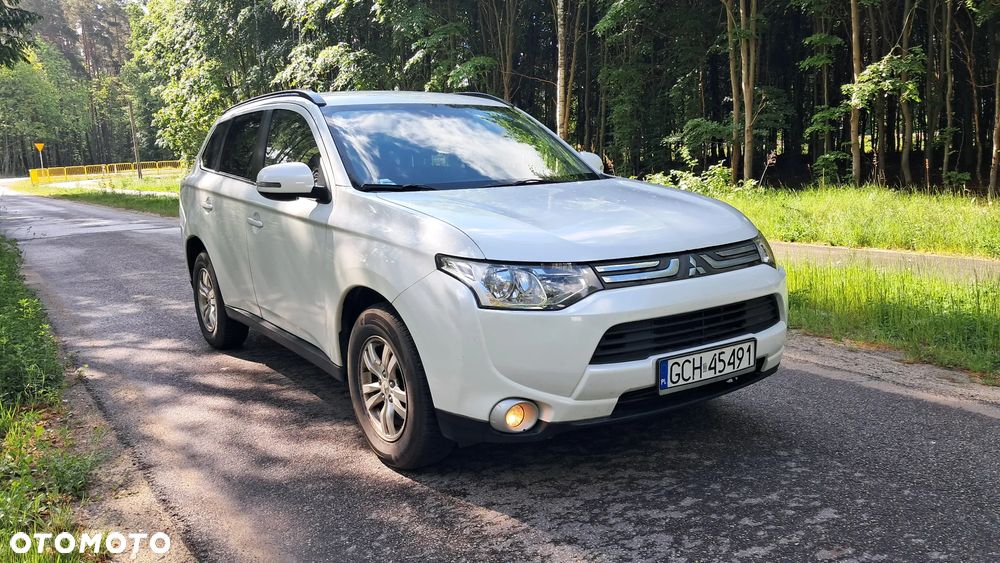 Mitsubishi Outlander 2.2 DID Intense + 4WD - 2