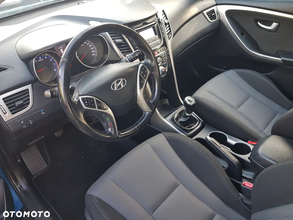 Hyundai i30 1.4 Trend - 31