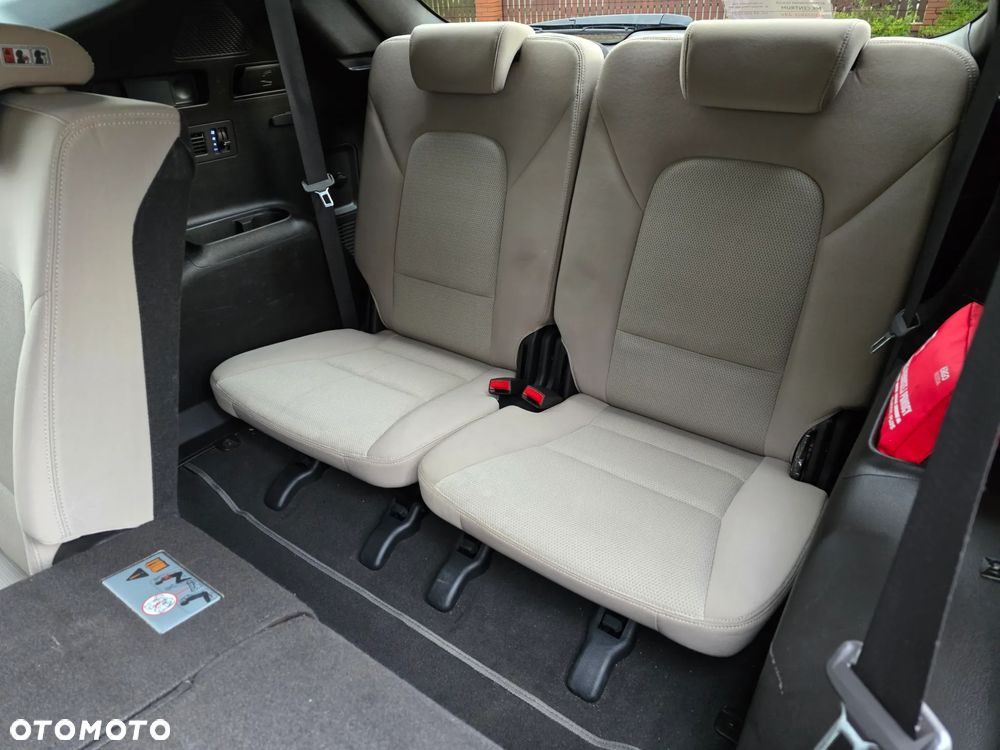 Hyundai Santa Fe - 15