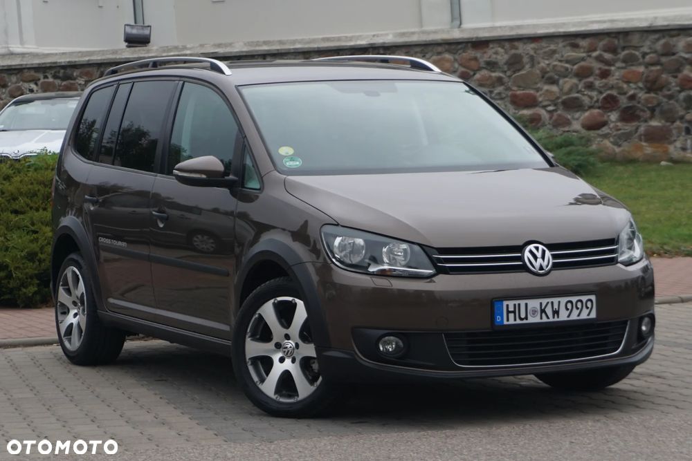 Volkswagen Touran 2.0 TDI DPF Cross - 4