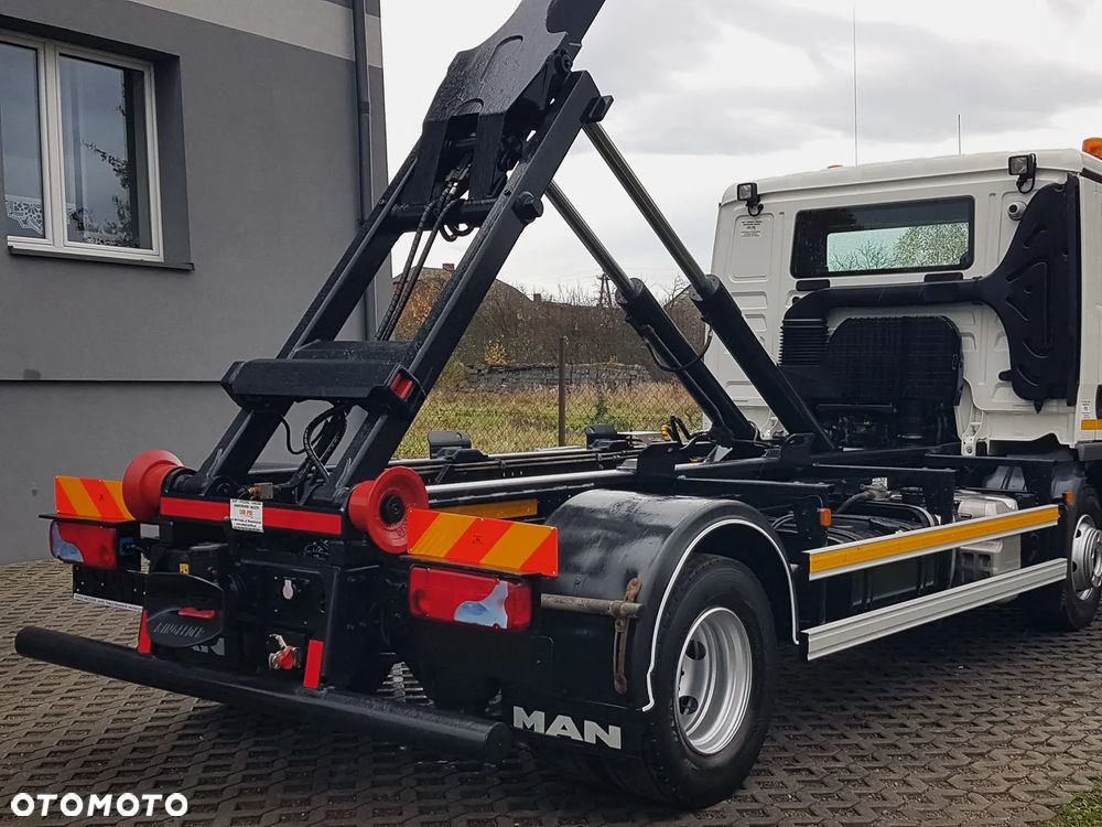 MAN TGL 12.220 HAKOWIEC 4x2 KLIMA HAKOWIEC DO KONTENERÓW - 27