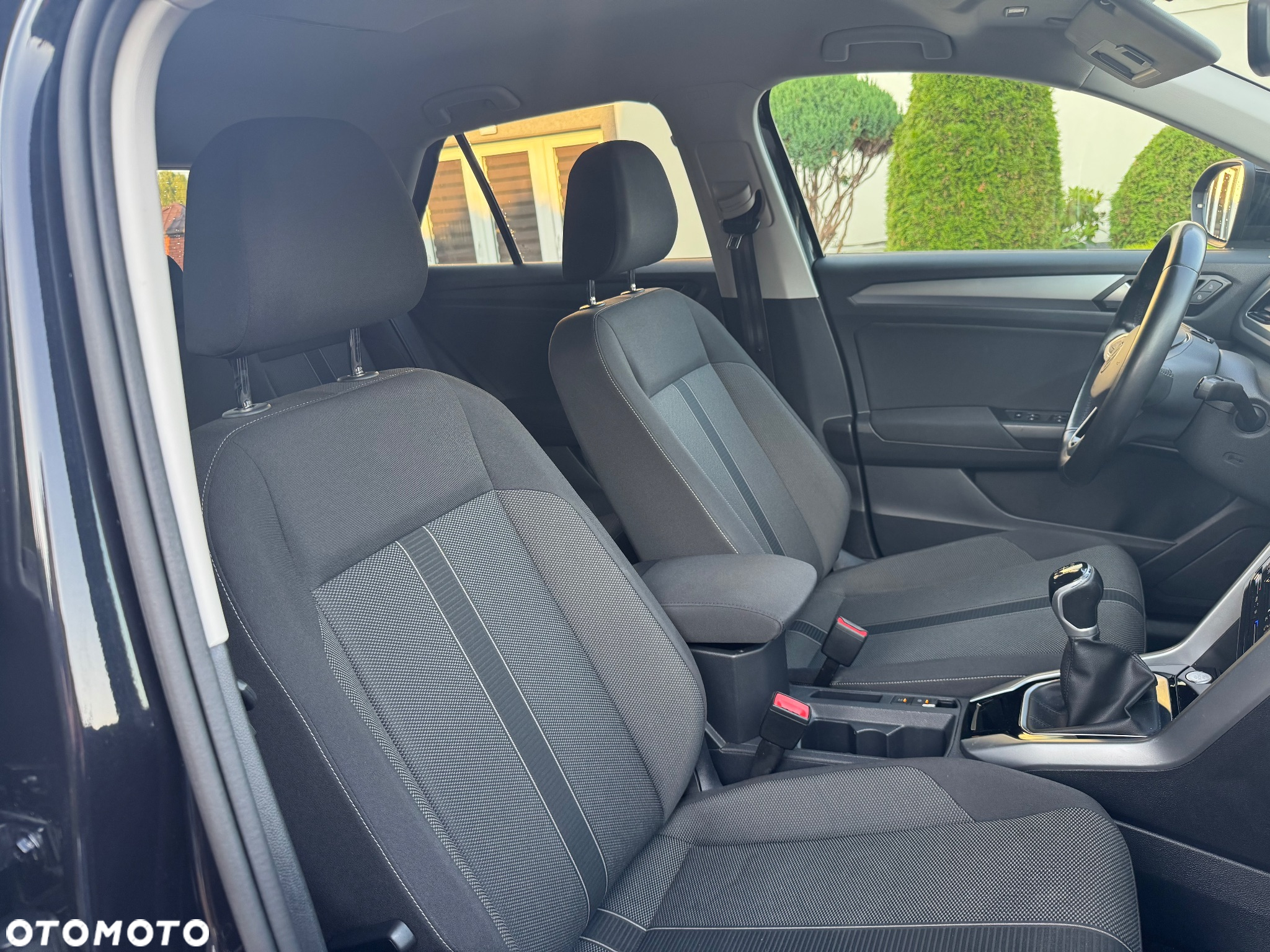 Volkswagen T-Roc 1.0 TSI Life - 24