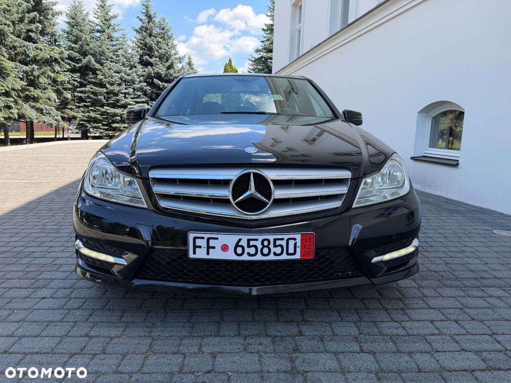 Mercedes-Benz Klasa C 220 CDI DPF Automatik Avantgarde - 13
