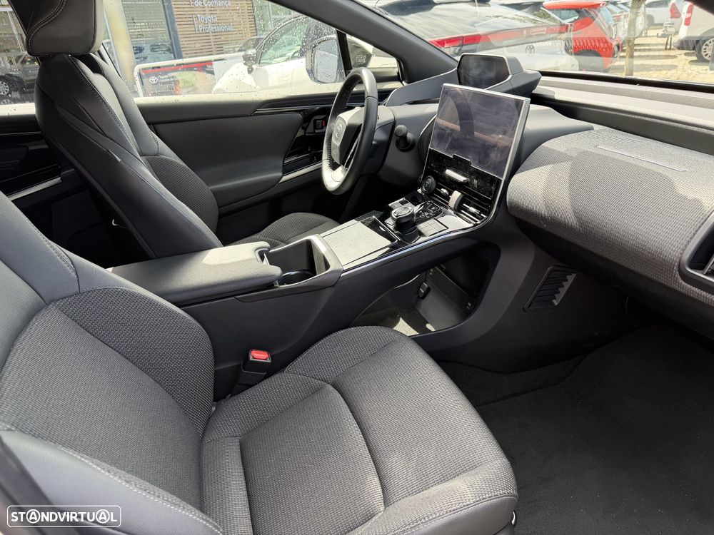 Toyota bZ4X 71,4 kWh Premium - 13
