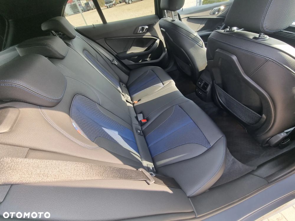 BMW Seria 1 118d M Sport Shadow - 9