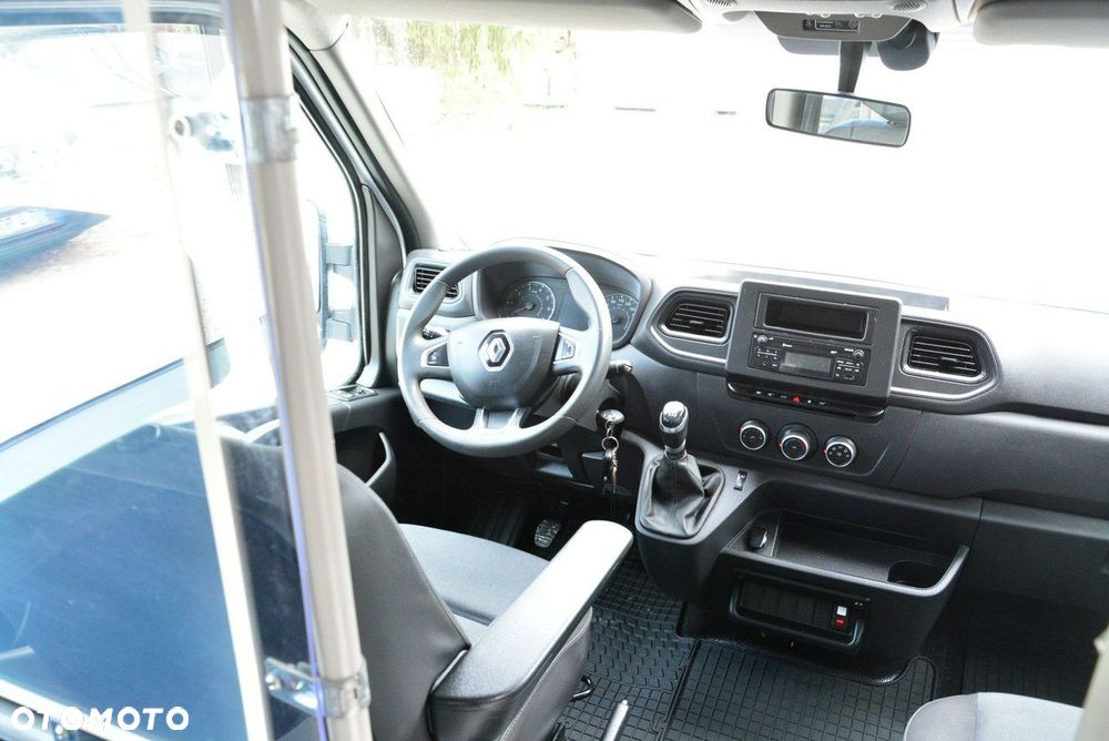 Renault Master - 10