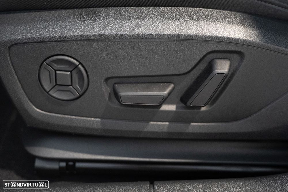 Audi A3 Allstreet 40 TFSIe SE Business - 23