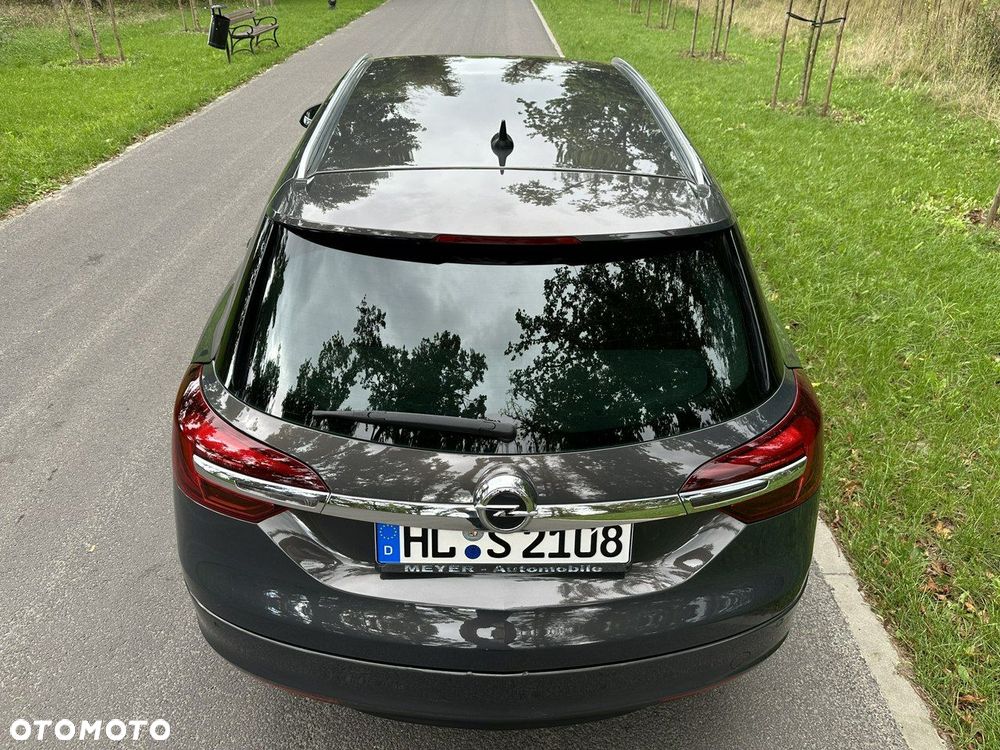 Opel Insignia - 8