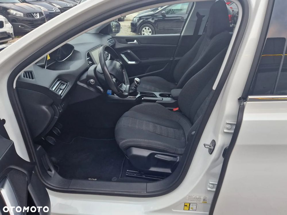 Peugeot 308 1.6 HDi Active - 26