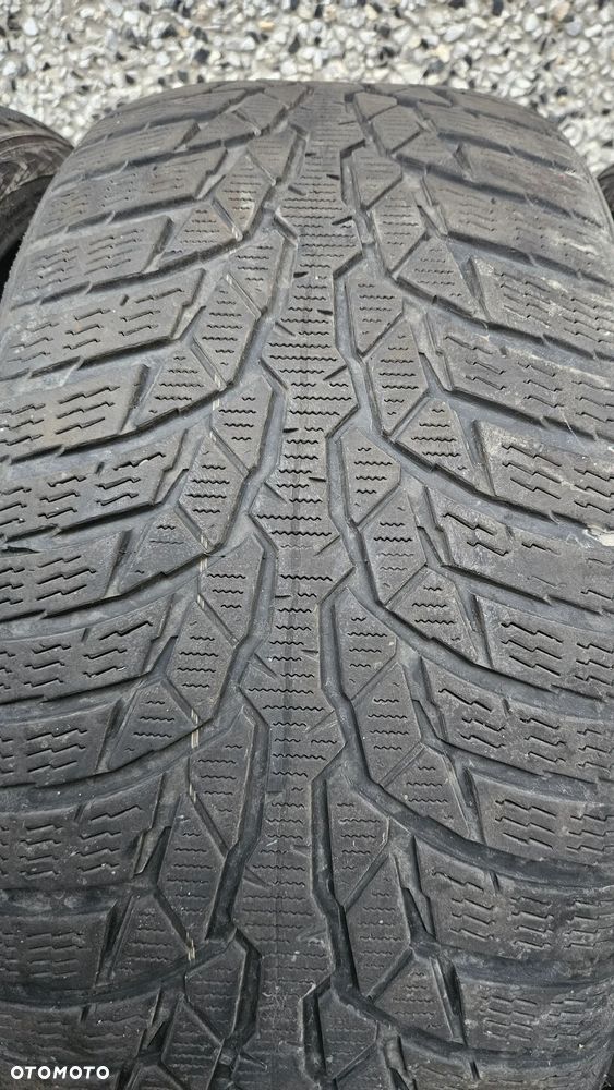 3 X OPONY ZIMOWE NOKIAN WR D4 225/40/18 92V XL - 2