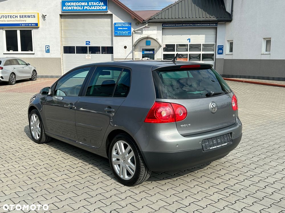 Volkswagen Golf 1.6 Tour Edition - 4