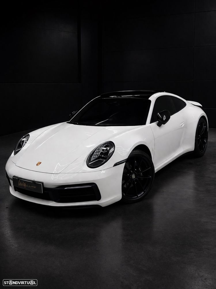 Porsche 911 (992) - 1