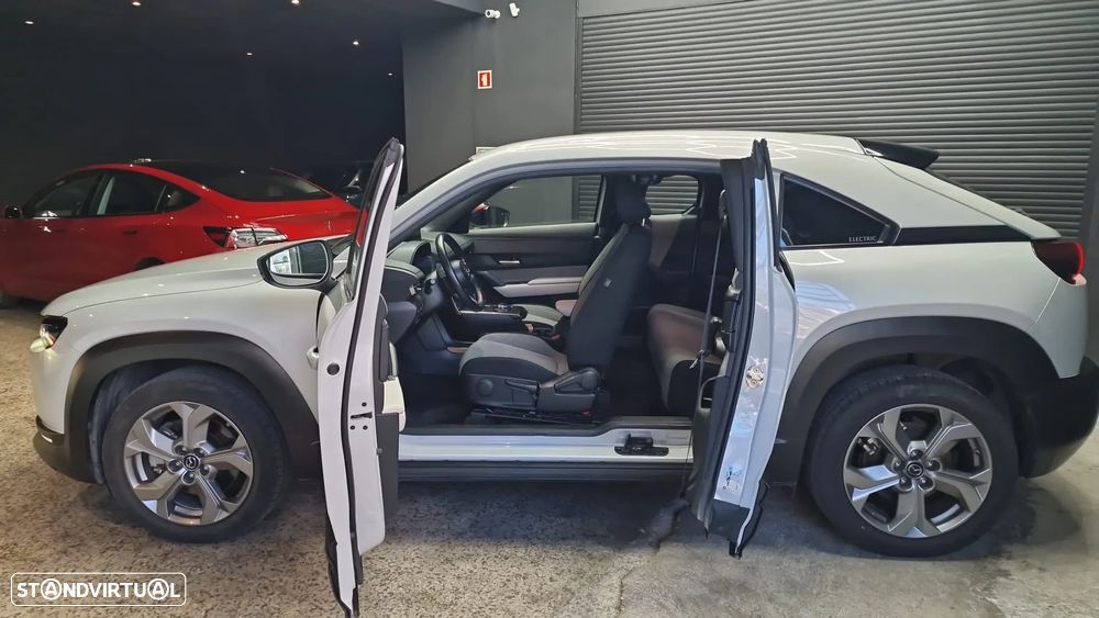 Mazda MX-30 e-SKYACTIV - 10