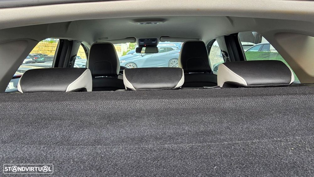 Renault Captur 1.6 E-Tech Plug-In Intens - 57