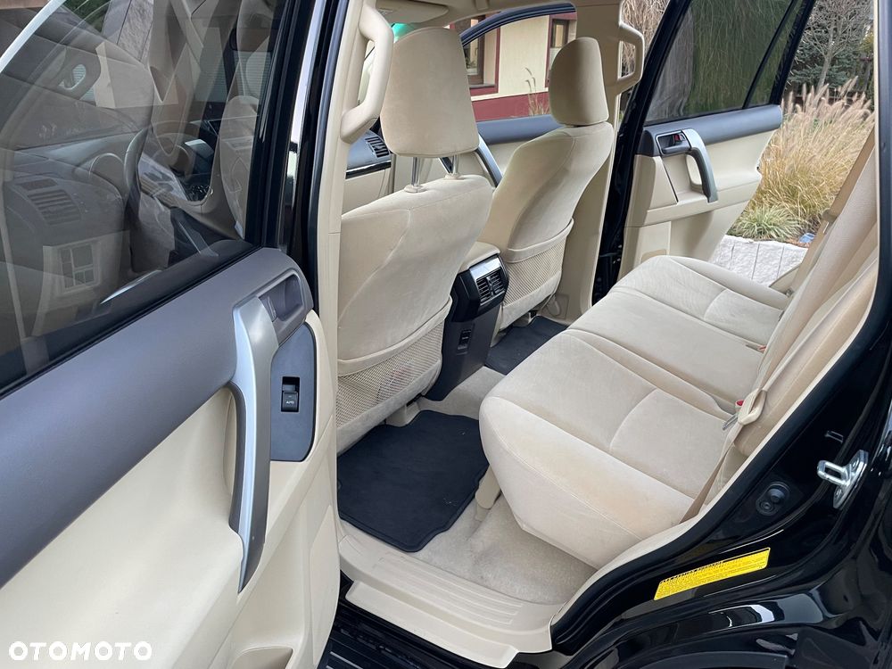 Toyota Land Cruiser LC 2.8 D-4D Prado - 12
