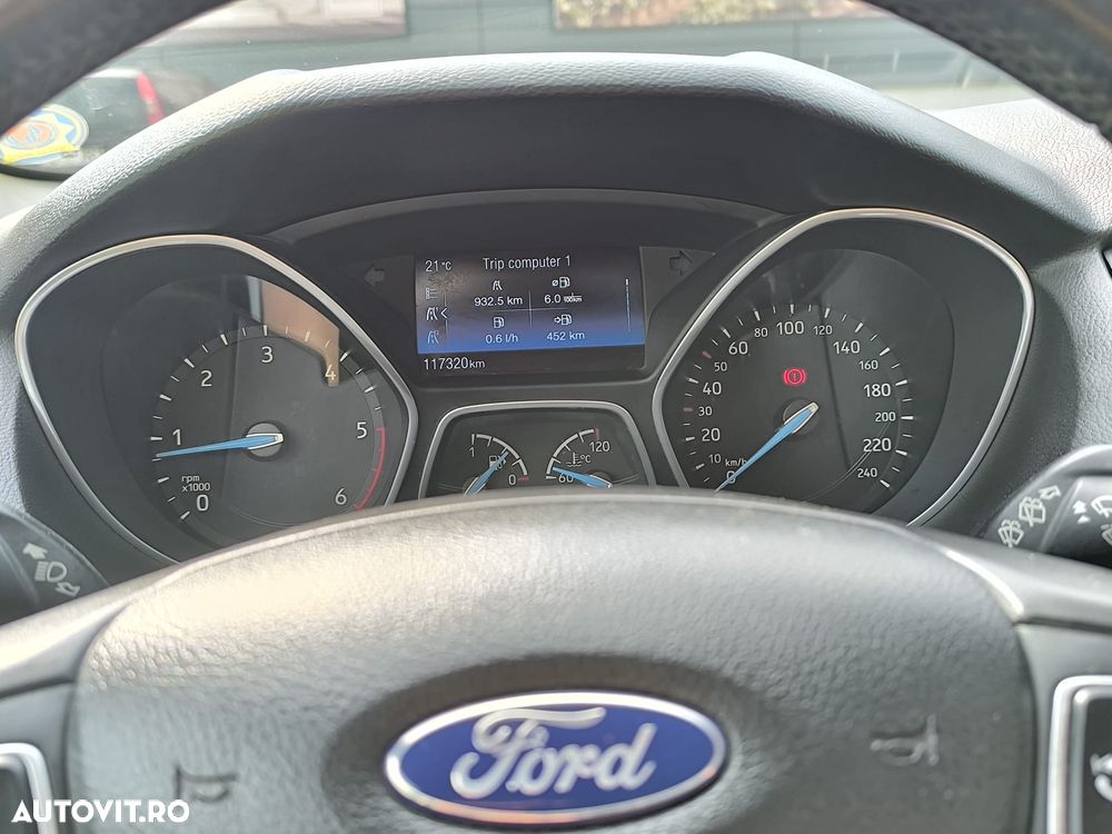 Ford Focus - 14